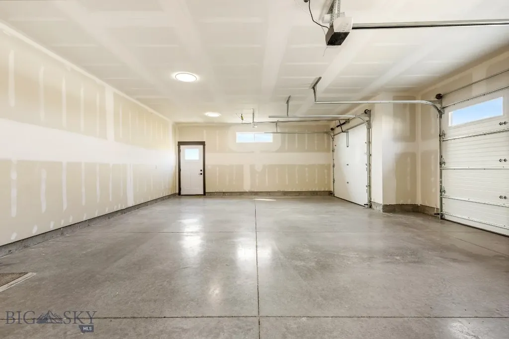 16 Moosejaw Drive Bozeman MT 59718