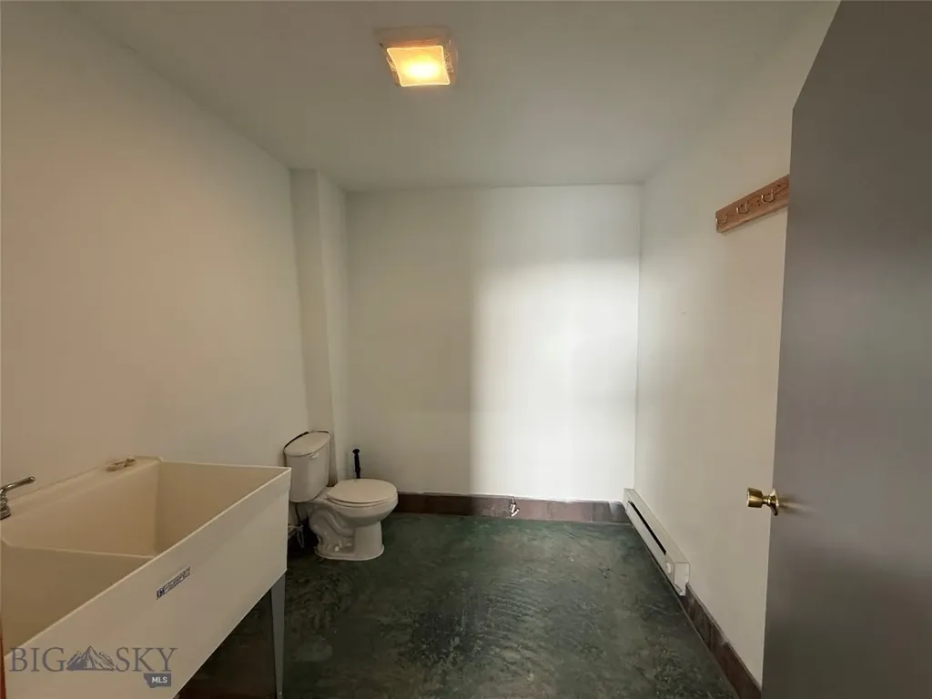 21 Bearcat Loop Belgrade MT 59714