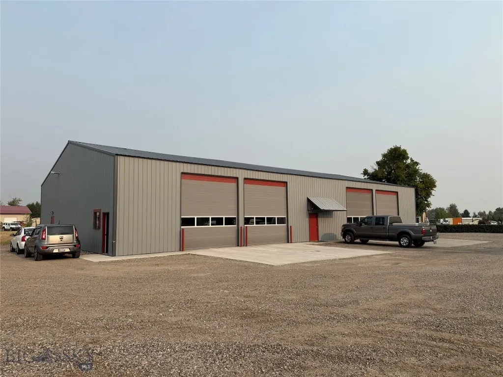 21 Bearcat Loop Belgrade MT 59714