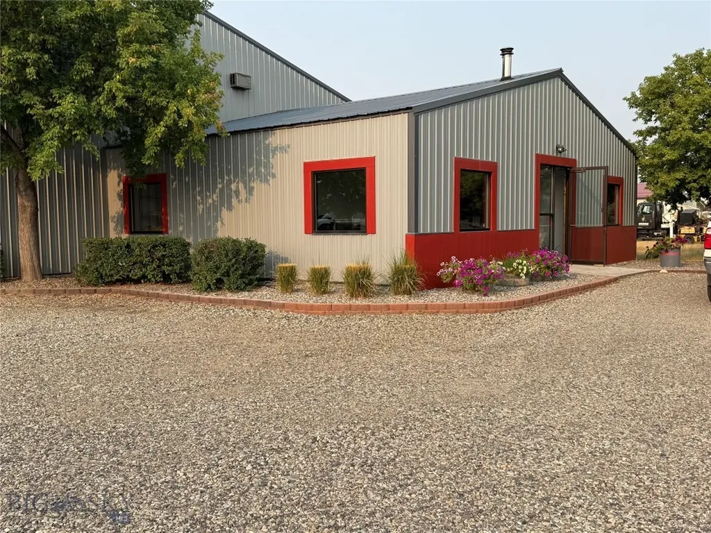 21 Bearcat Loop Belgrade MT 59714