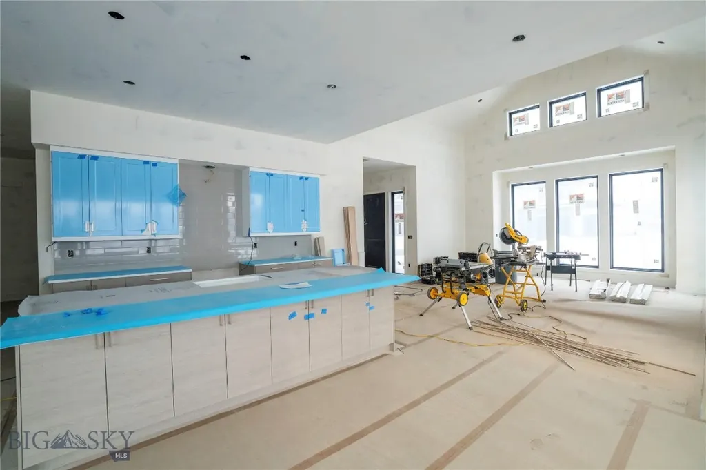 159 Creekbank Loop Bozeman MT 59718