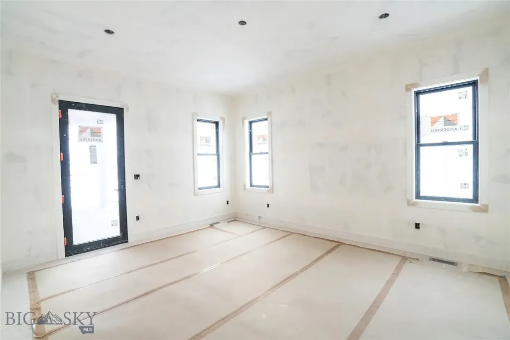 159 Creekbank Loop Bozeman MT 59718