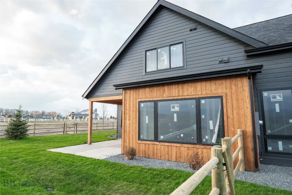 159 Creekbank Loop Bozeman MT 59718