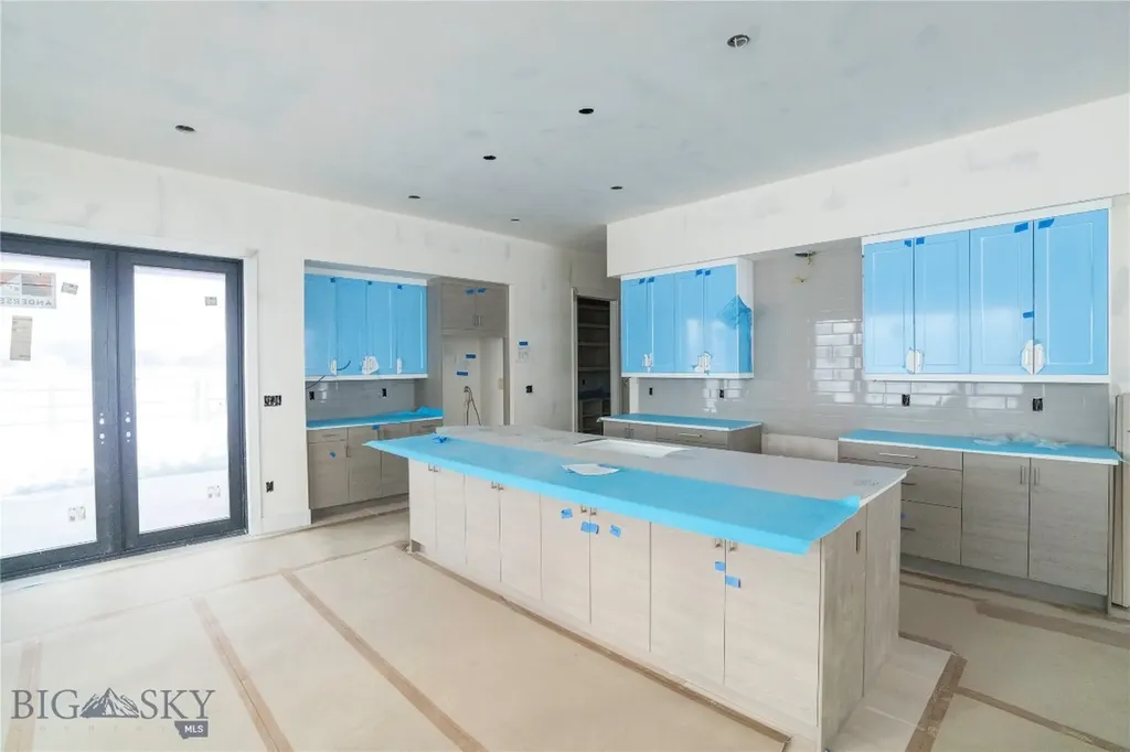 159 Creekbank Loop Bozeman MT 59718