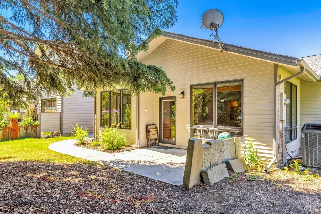 3 Gallatin Drive Bozeman MT 59718