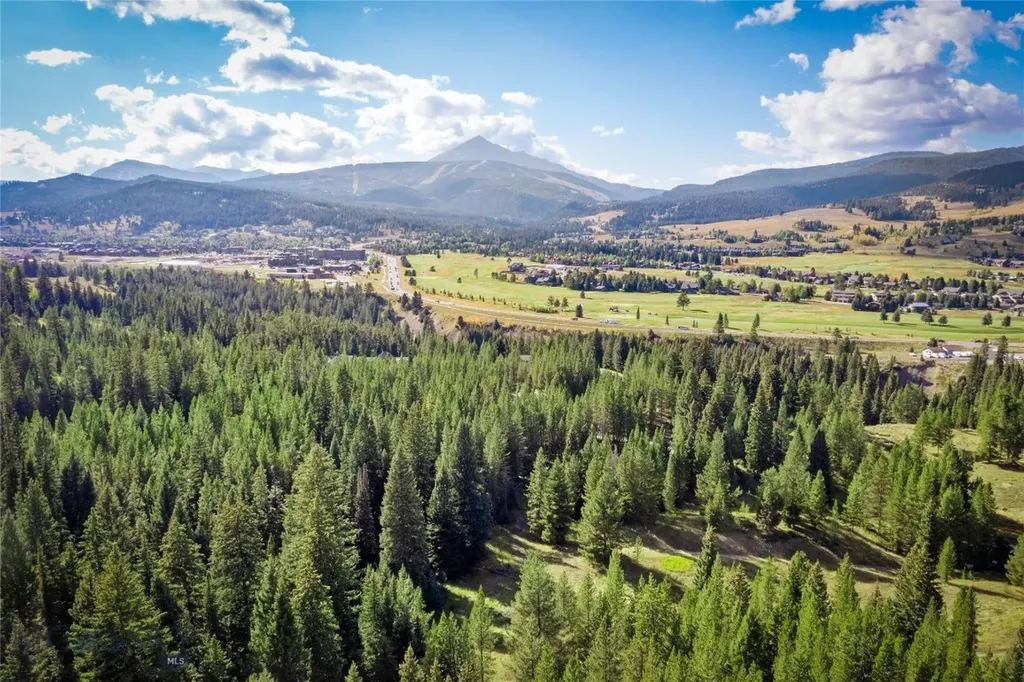 Nhn Skywood Road Big Sky MT 59716
