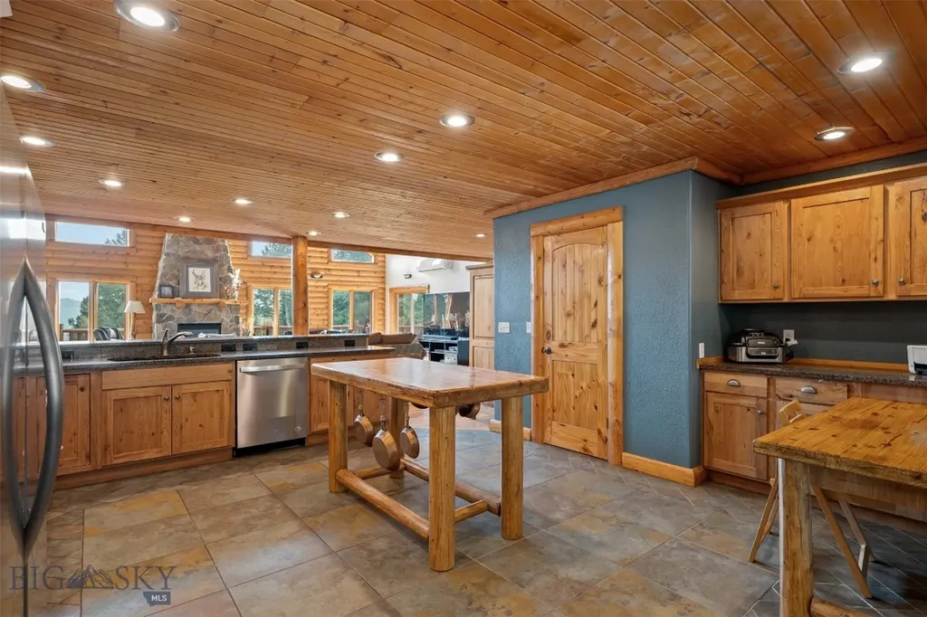 2171 Janney Road Butte MT 59701
