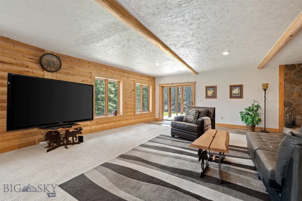 2171 Janney Road Butte MT 59701