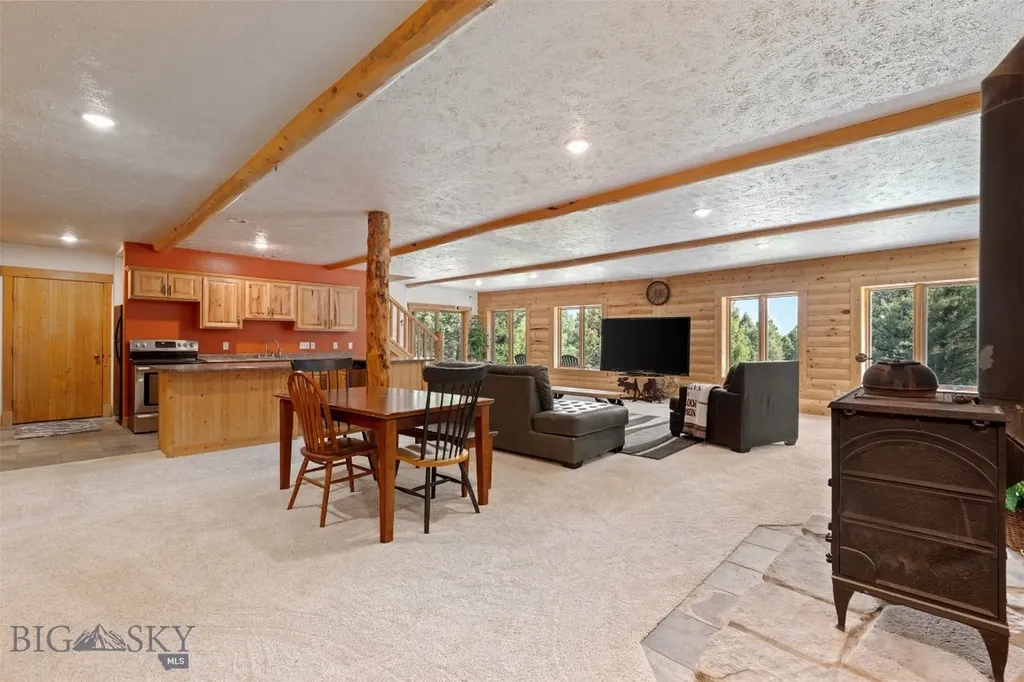 2171 Janney Road Butte MT 59701