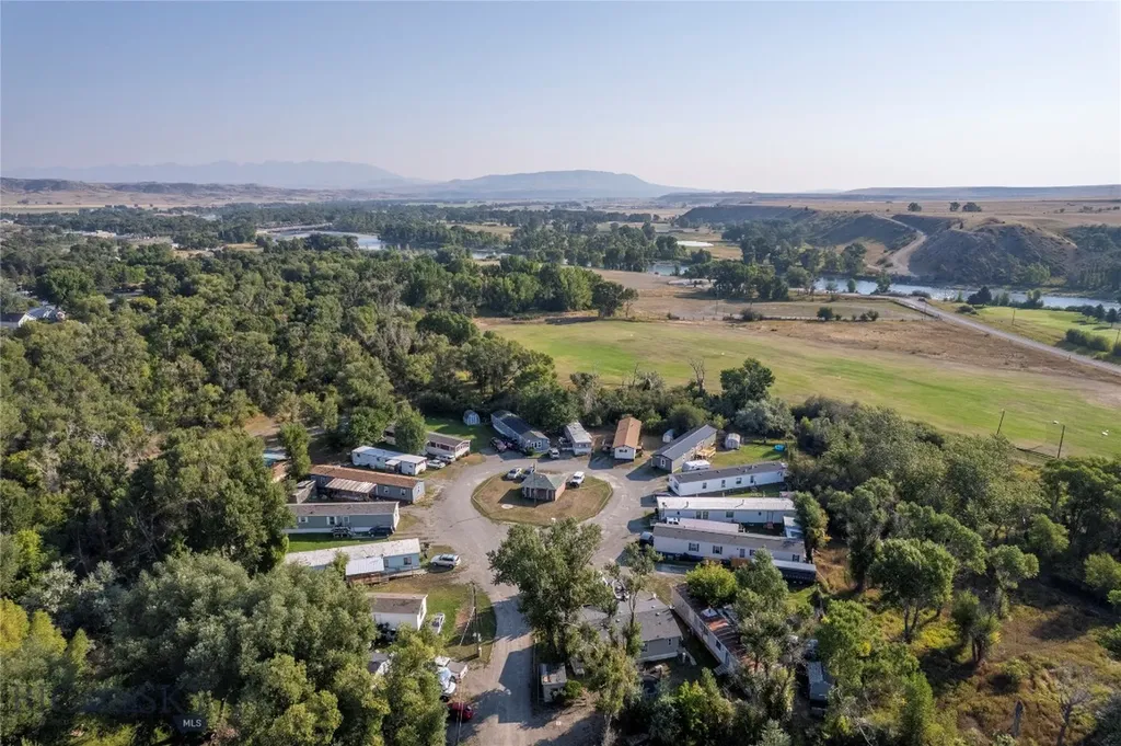 1100 E Geyser Street Livingston MT 59047