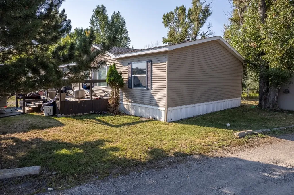 1100 E Geyser Street Livingston MT 59047