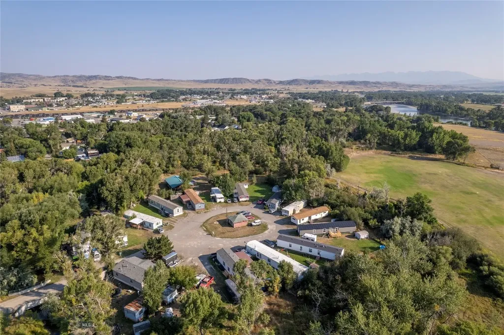 1100 E Geyser Street Livingston MT 59047