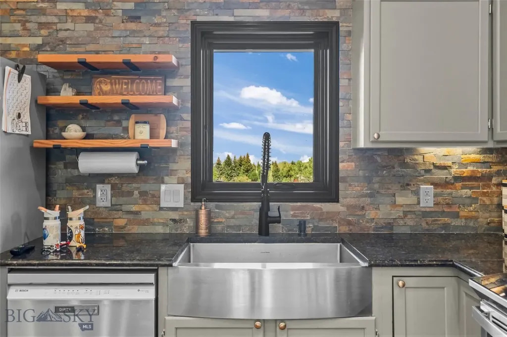 277 Hodgeman Canyon Bozeman MT 59718
