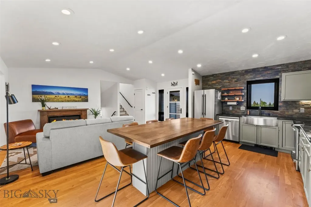 277 Hodgeman Canyon Bozeman MT 59718