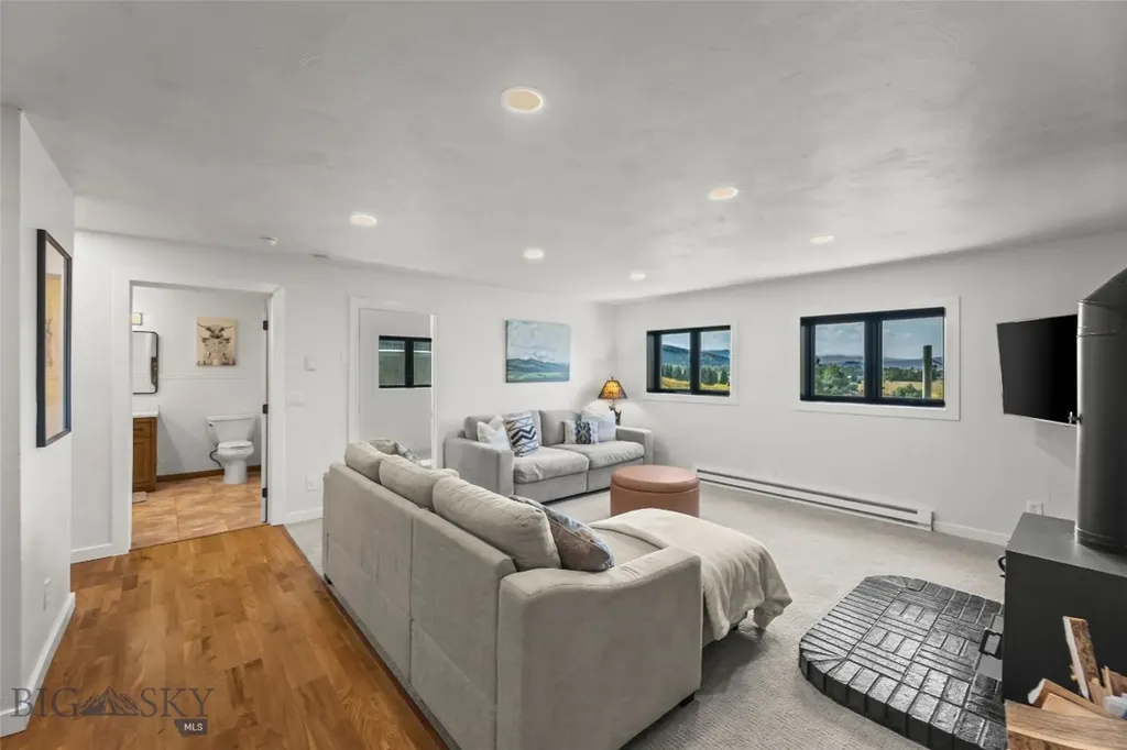 277 Hodgeman Canyon Bozeman MT 59718
