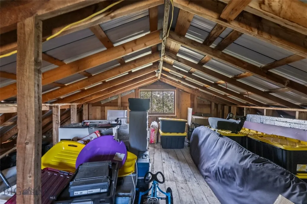 277 Hodgeman Canyon Bozeman MT 59718
