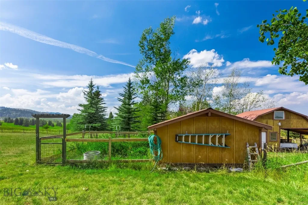 277 Hodgeman Canyon Bozeman MT 59718