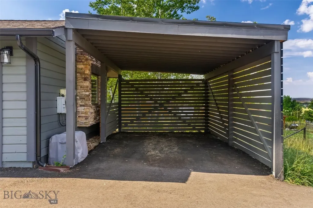 277 Hodgeman Canyon Bozeman MT 59718