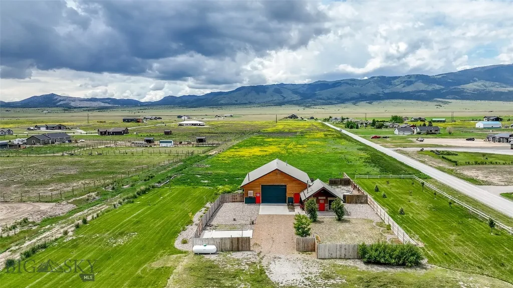 7 Grandview Loop Townsend MT 59644