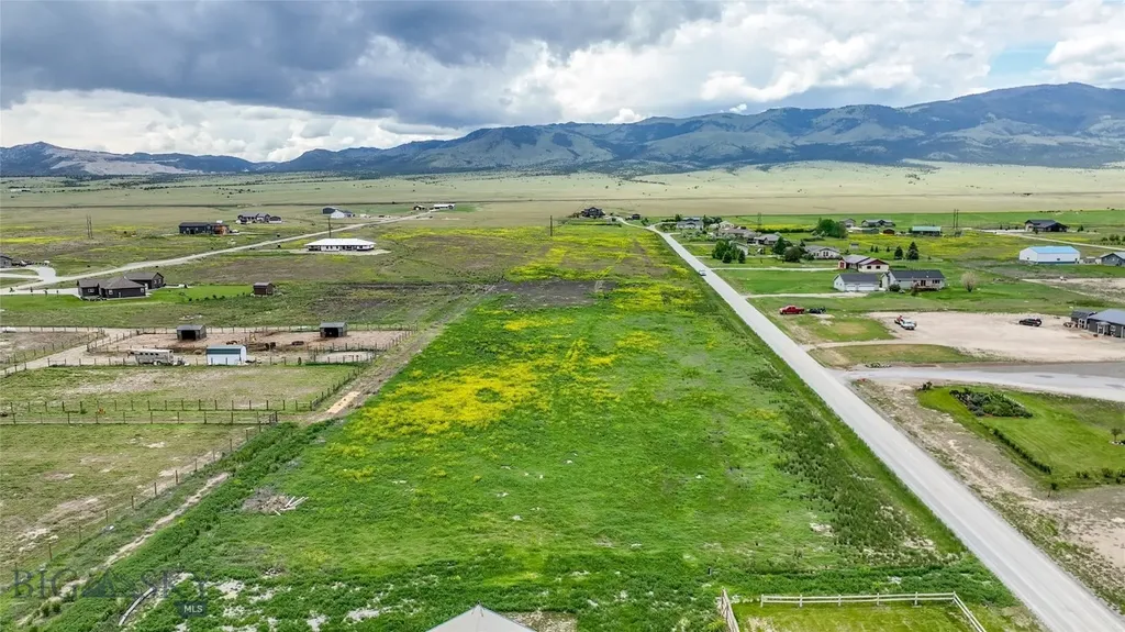 7 Grandview Loop Townsend MT 59644