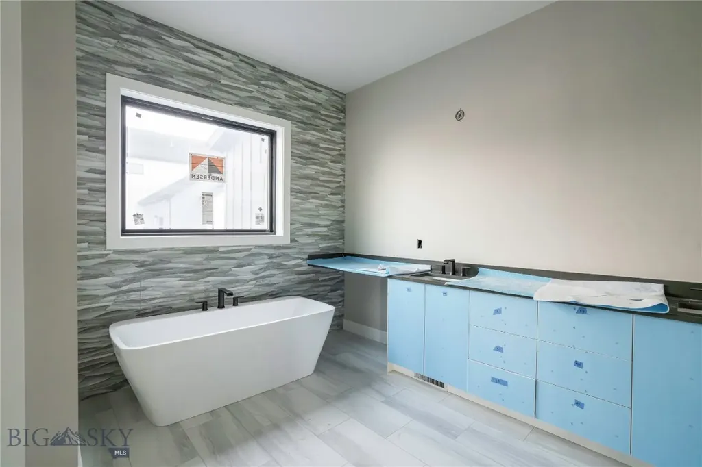 103 Creekbank Loop Bozeman MT 59718