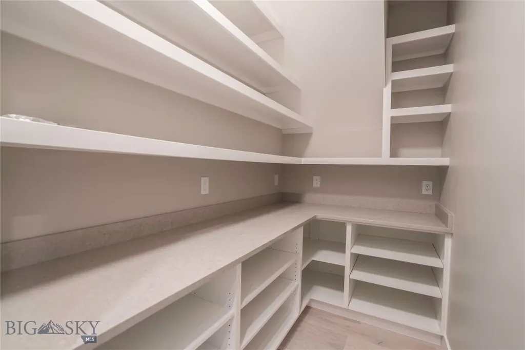 67 Creekbank Loop Bozeman MT 59718