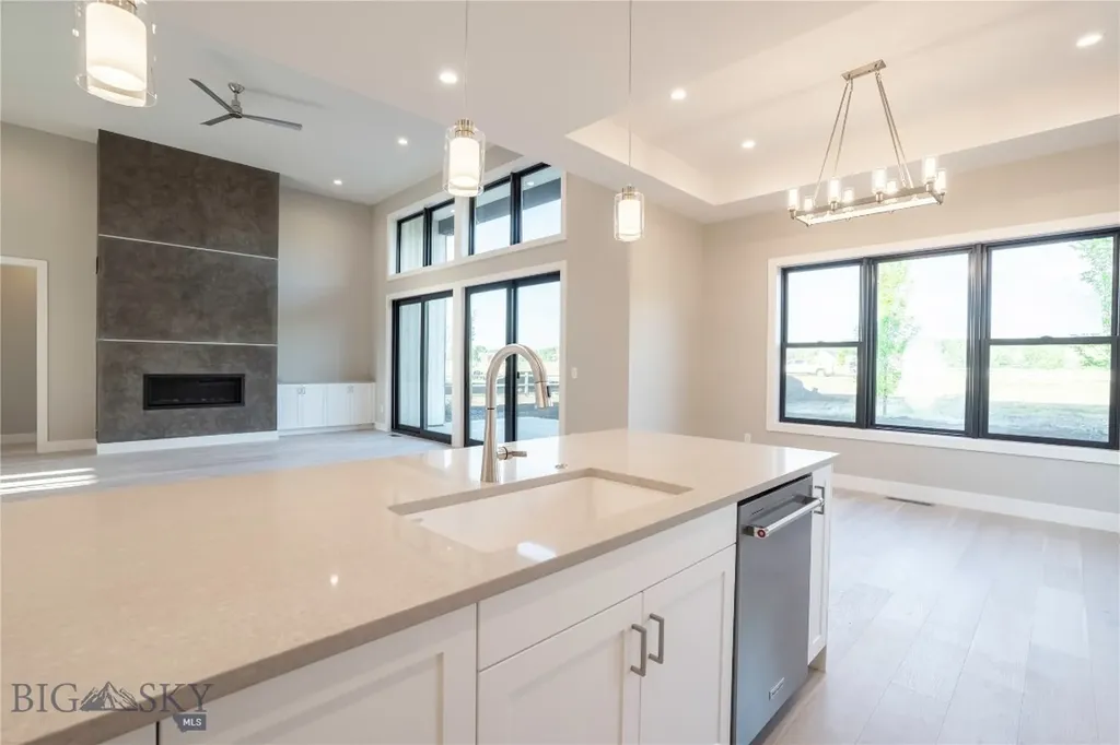 67 Creekbank Loop Bozeman MT 59718