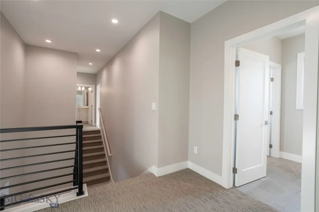 67 Creekbank Loop Bozeman MT 59718