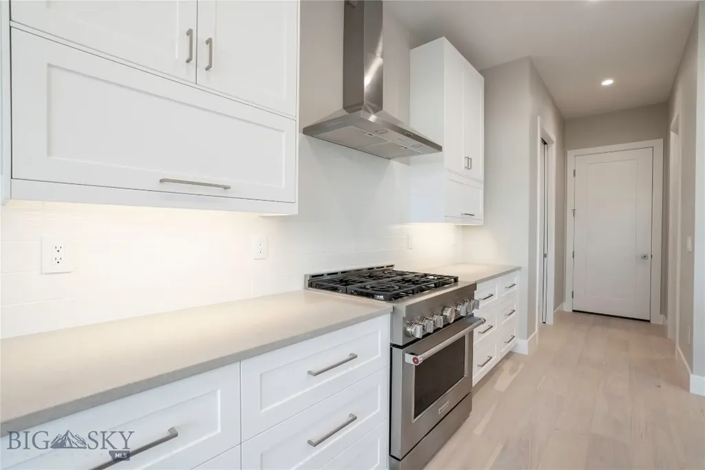 67 Creekbank Loop Bozeman MT 59718