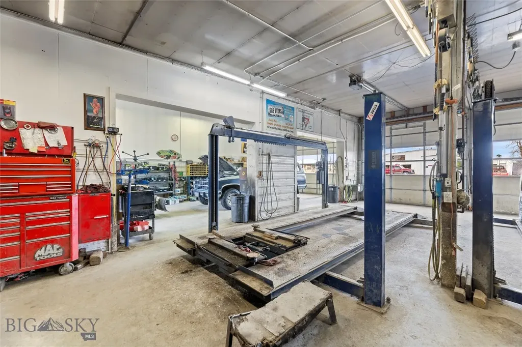 301 1st Avenue N Clyde Park MT 59018