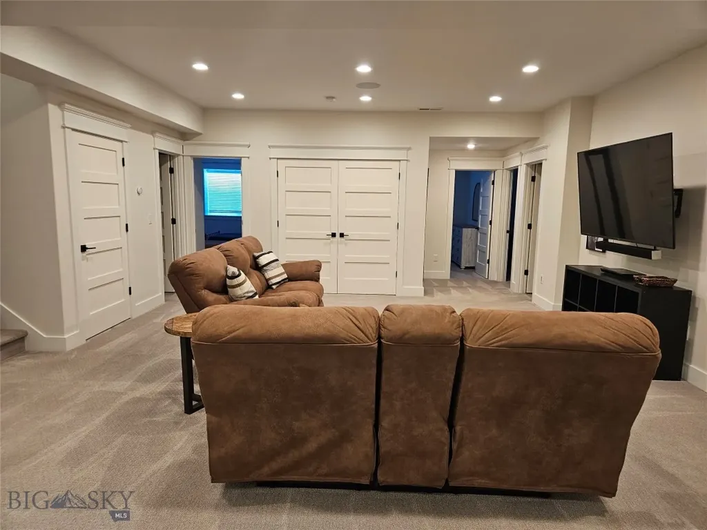 592 Stewart Loop Bozeman MT 59718