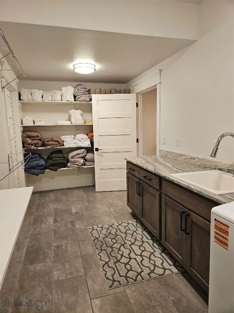 592 Stewart Loop Bozeman MT 59718