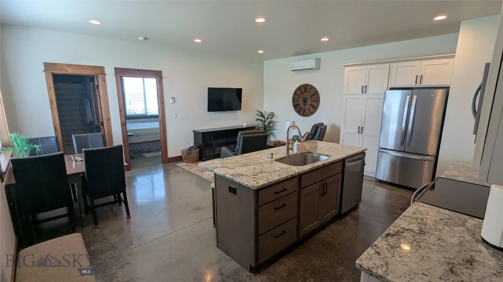 592 Stewart Loop Bozeman MT 59718