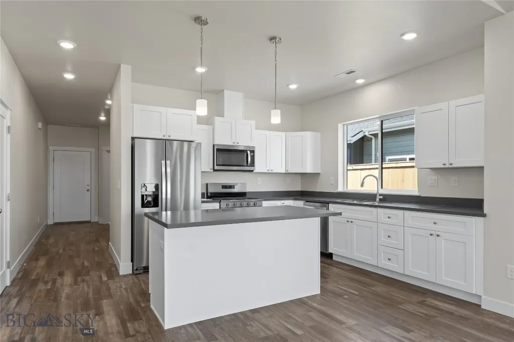 17 N Reliance Avenue Bozeman MT 59718