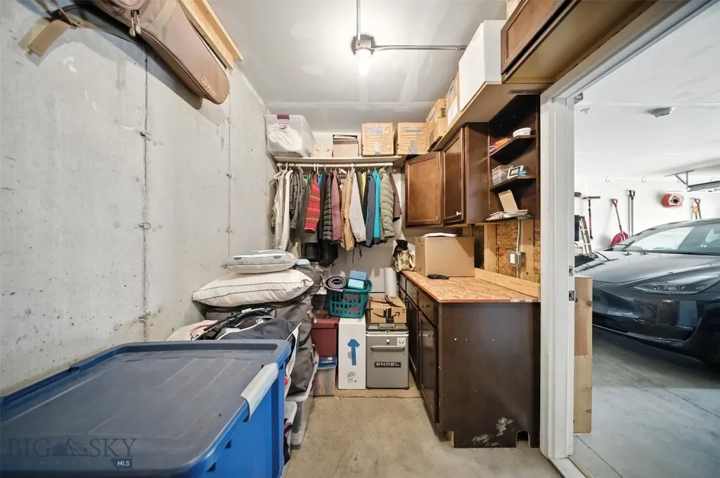 2091 Little Coyote Big Sky MT 59716