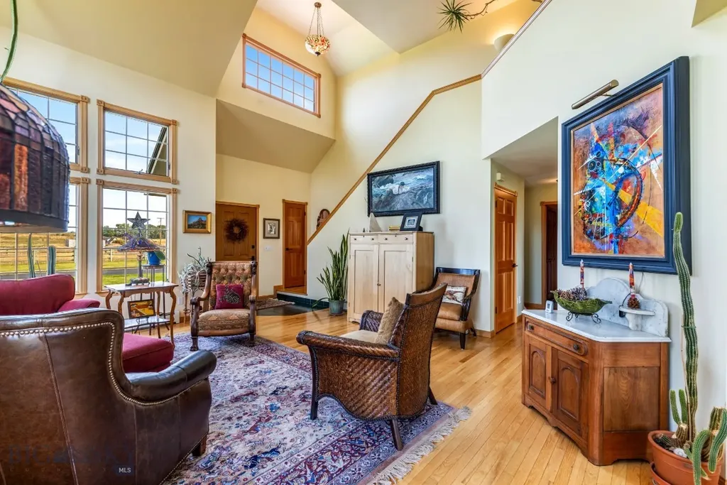 11400 Gooch Hill Road Gallatin Gateway MT 59730
