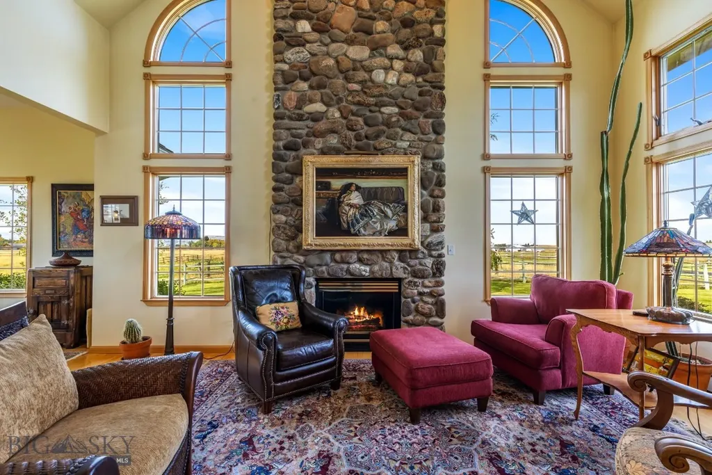 11400 Gooch Hill Road Gallatin Gateway MT 59730
