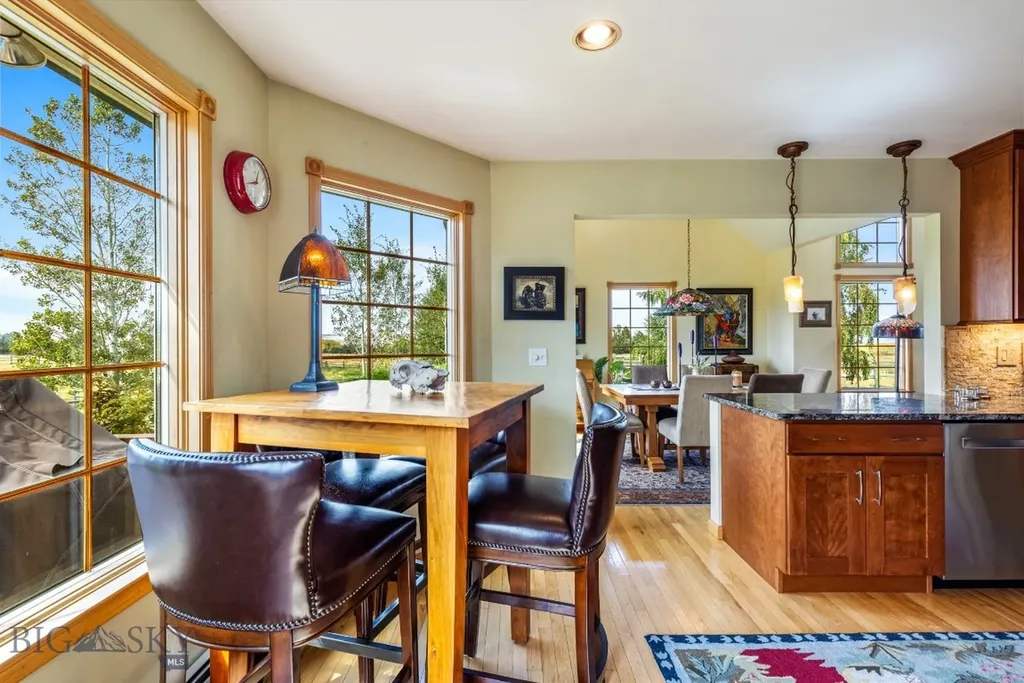 11400 Gooch Hill Road Gallatin Gateway MT 59730