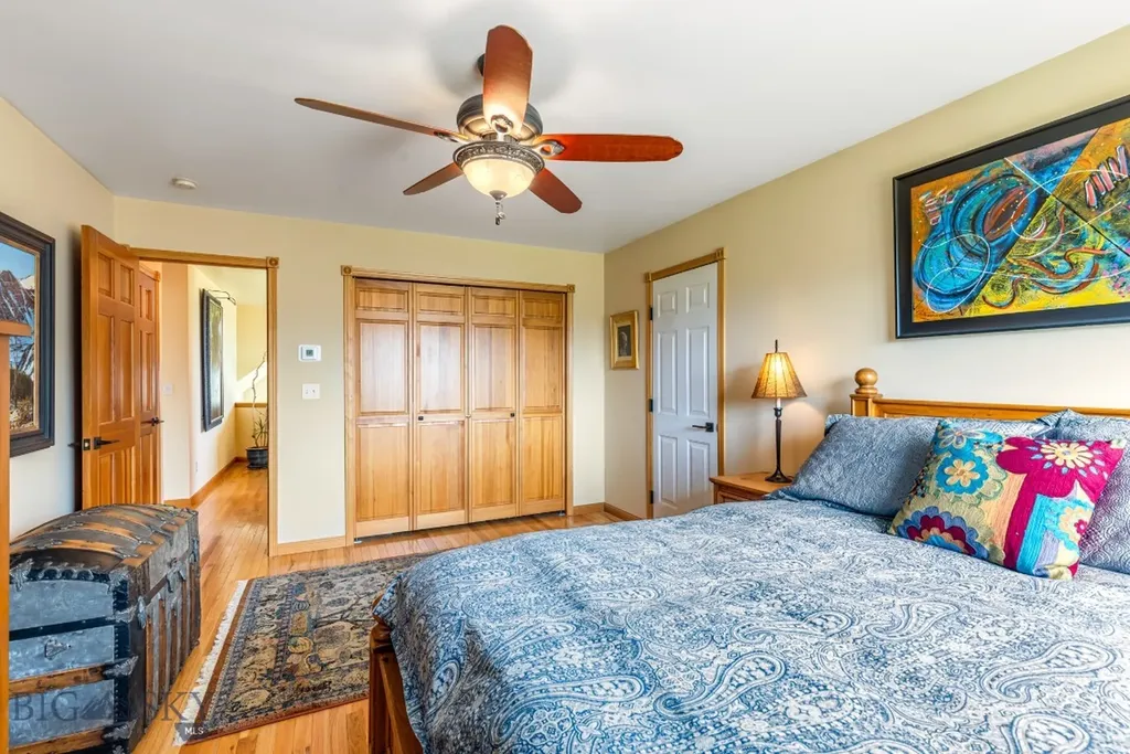 11400 Gooch Hill Road Gallatin Gateway MT 59730