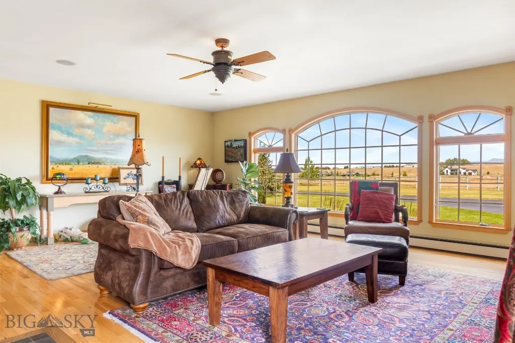 11400 Gooch Hill Road Gallatin Gateway MT 59730