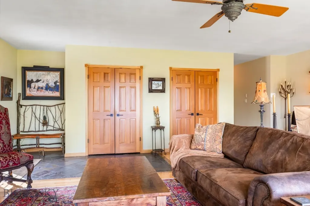 11400 Gooch Hill Road Gallatin Gateway MT 59730