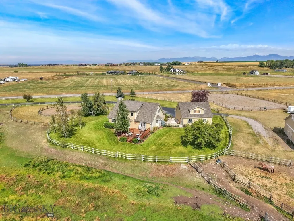 11400 Gooch Hill Road Gallatin Gateway MT 59730