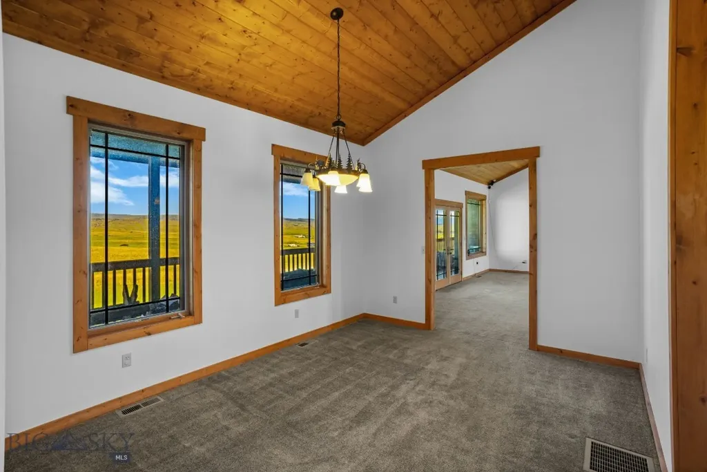 15 Painted Lance Trail Livingston MT 59047