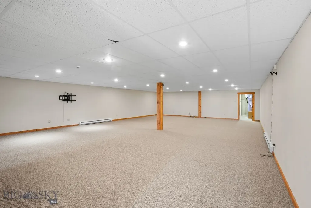 15 Painted Lance Trail Livingston MT 59047