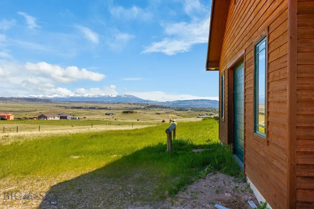 15 Painted Lance Trail Livingston MT 59047