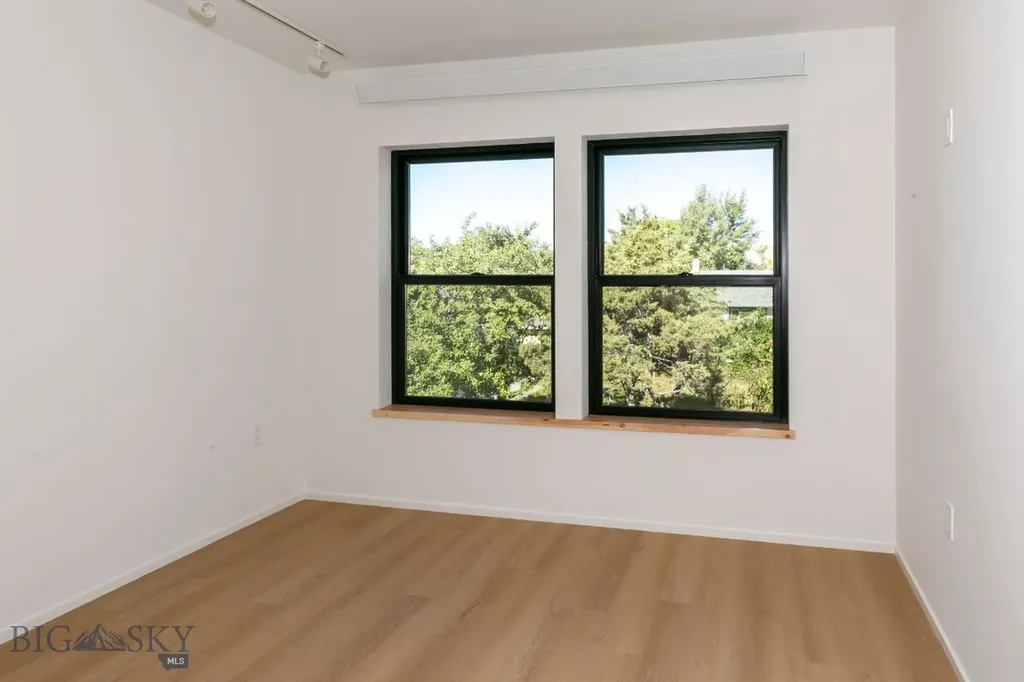 504 S H Street Livingston MT 59047