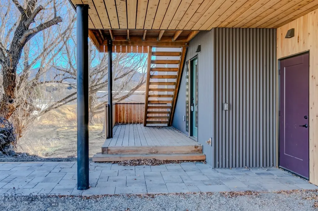 504 S H Street Livingston MT 59047