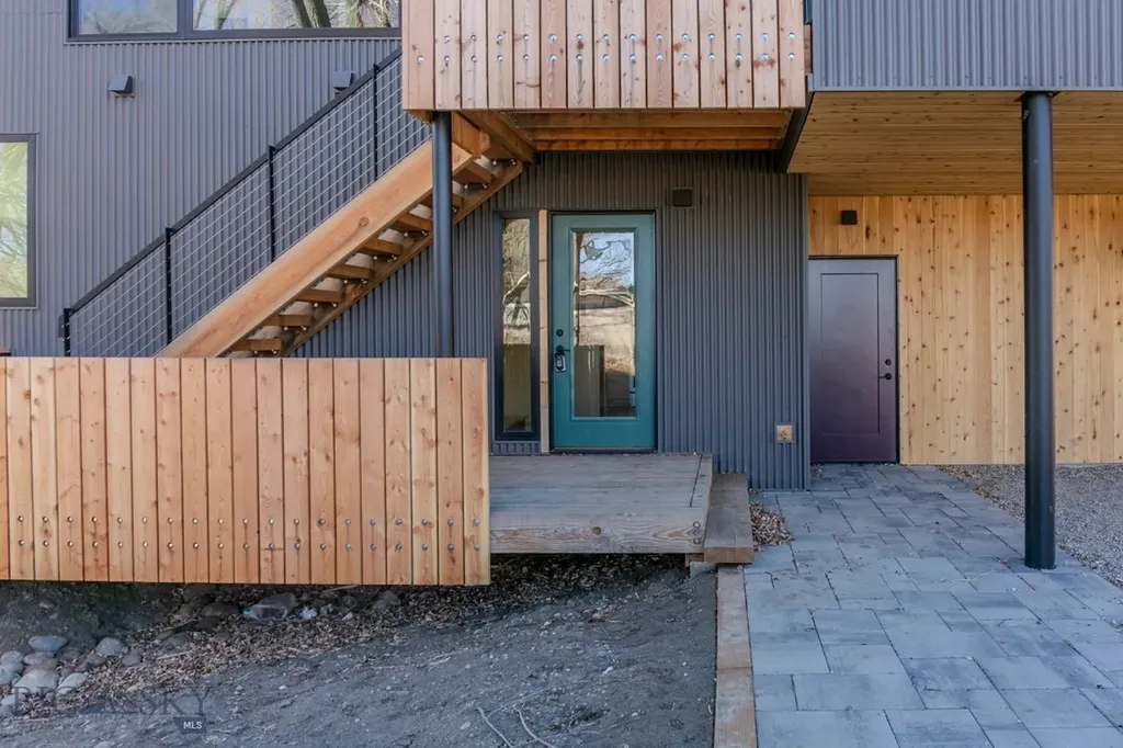 504 S H Street Livingston MT 59047