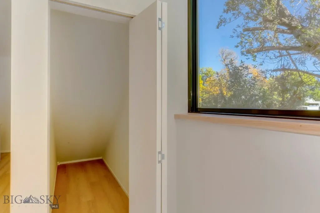 504 S H Street Livingston MT 59047