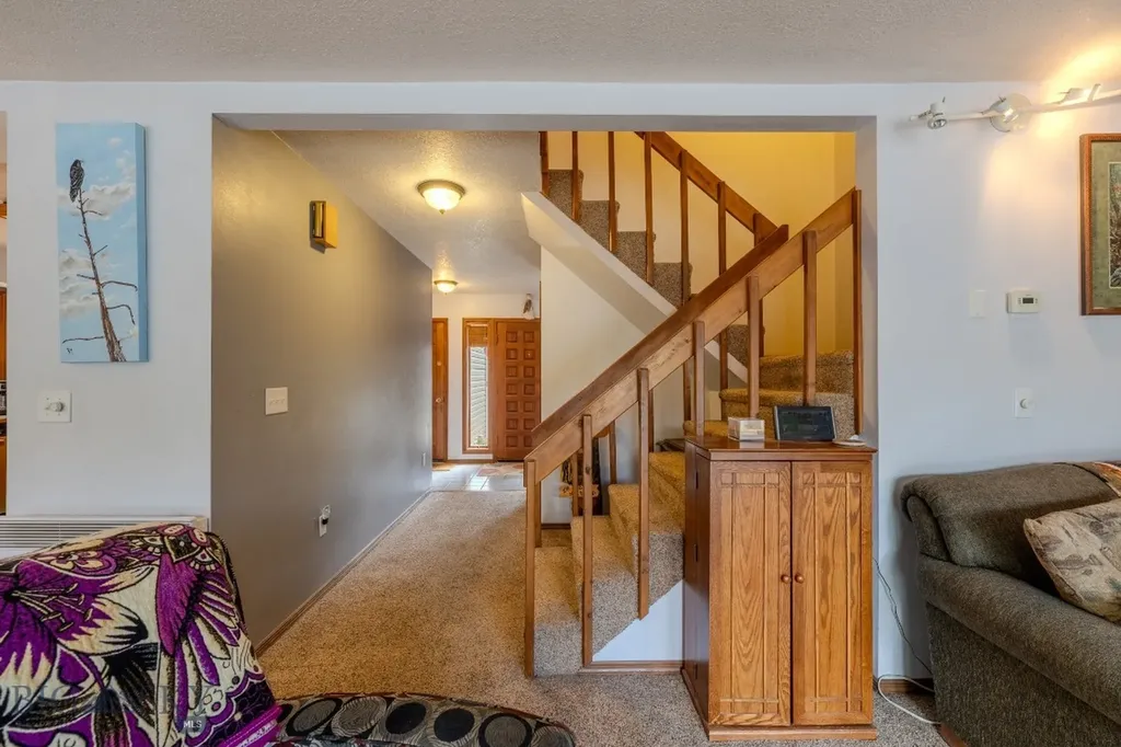 509 Gallatin Avenue West Yellowstone MT 59758